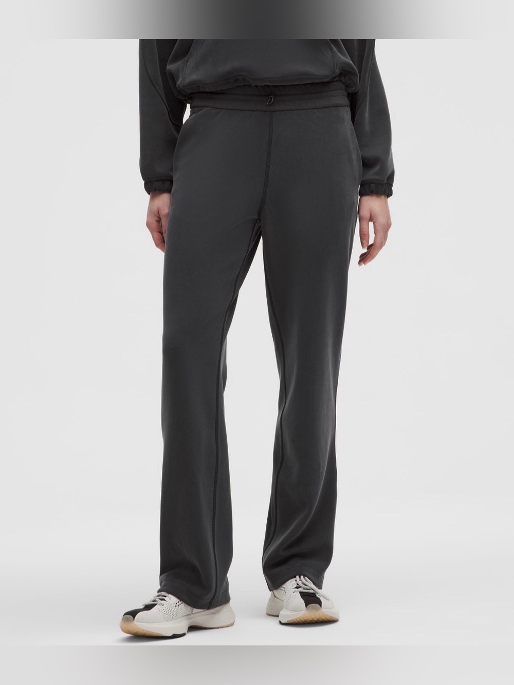 Lululemon Softstreme High-Rise Pant in black size 0
